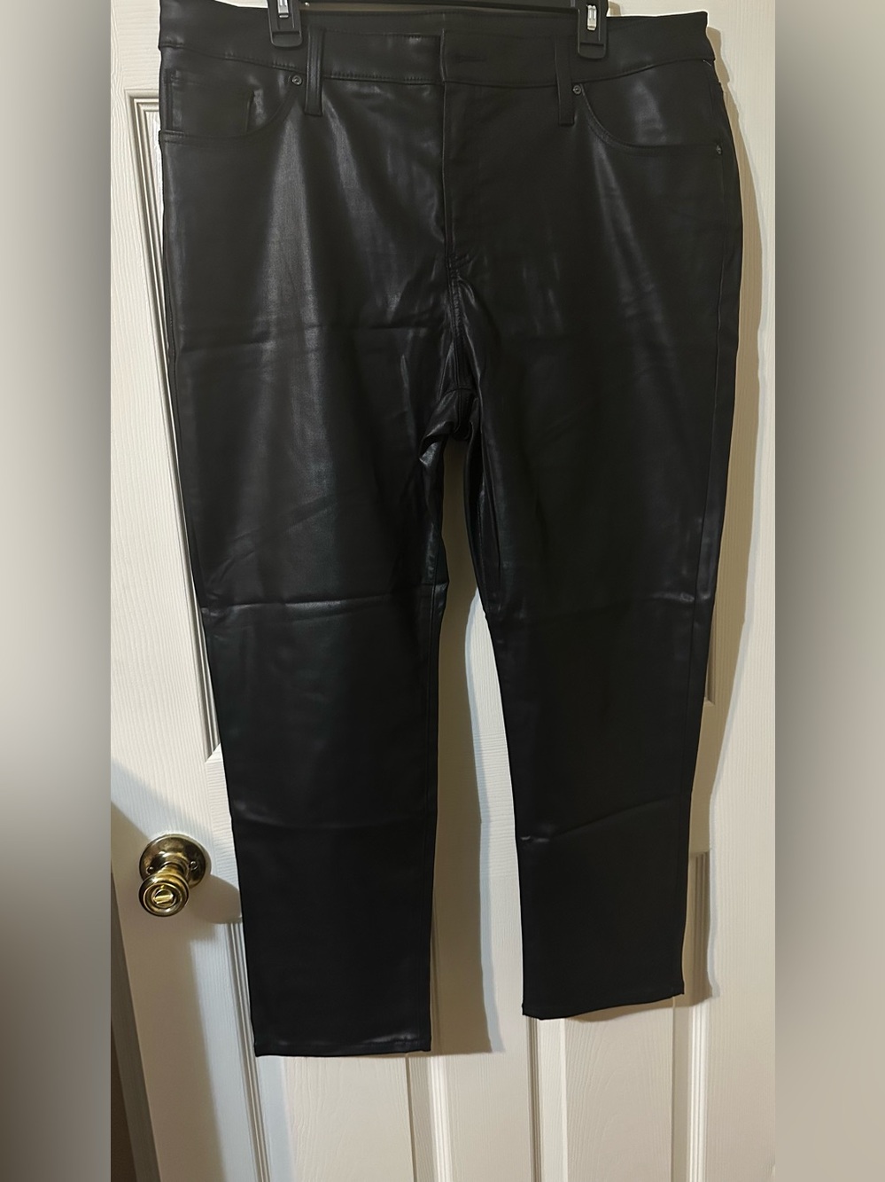Women’s Pants